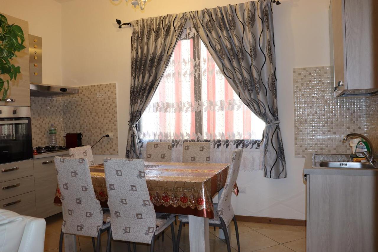 Apartmán Casa Andreea Vicino Al Centro Di Olbia Iun R5904 Exteriér fotografie